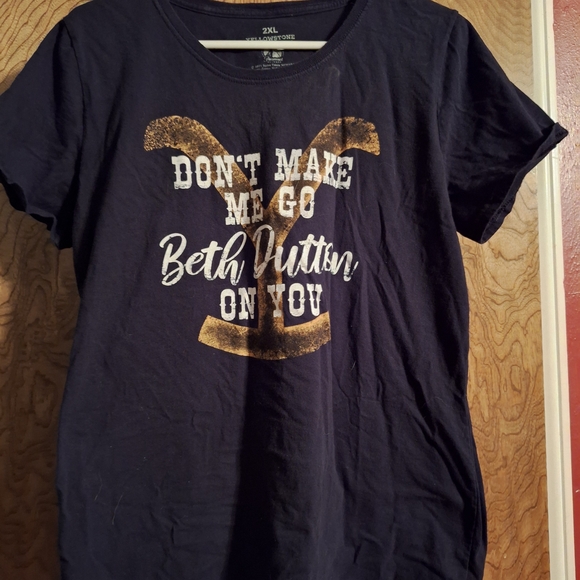 Yellowstone Black Graphic Tee Gold White Dont Make Me Go Beth Dutton On You - Picture 1 of 4